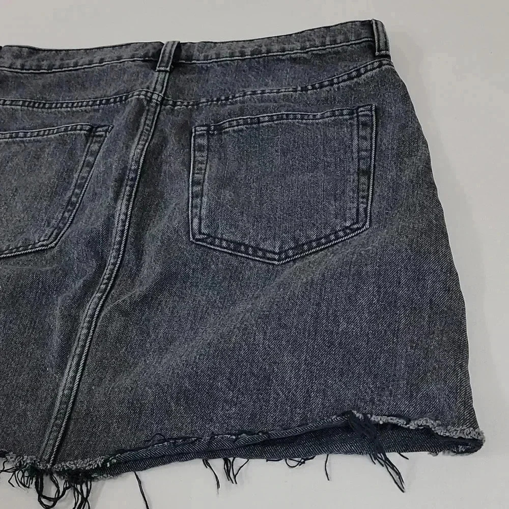 Everlane The Denim Skirt Jean mini washed black - Picture 12 of 12